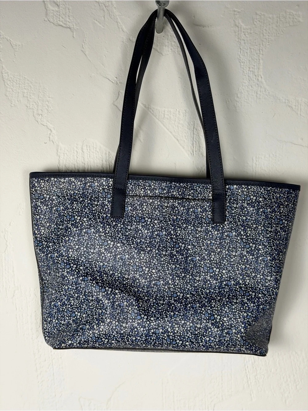 Michael Kors Blue Floral Tote - Perfect Size - excellent condition and quality